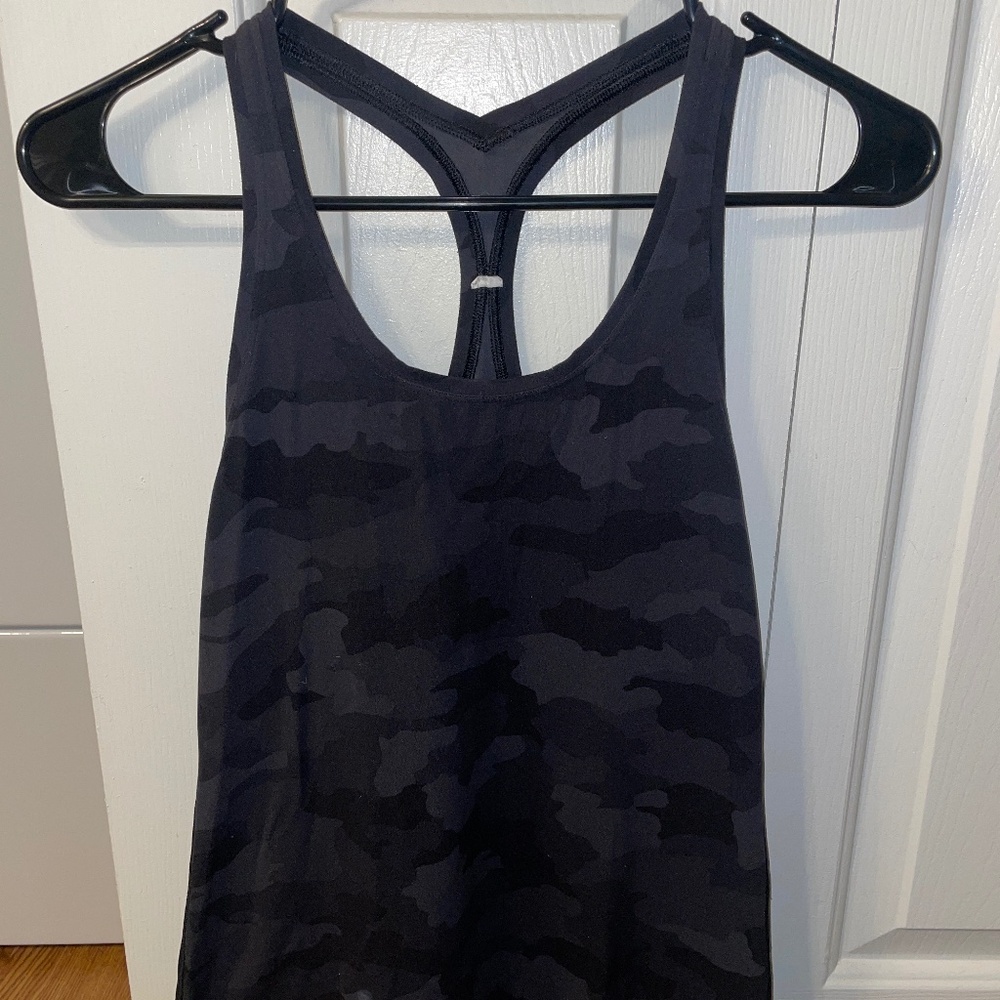 Lulumon Camo Print Tank Top, Size 8
